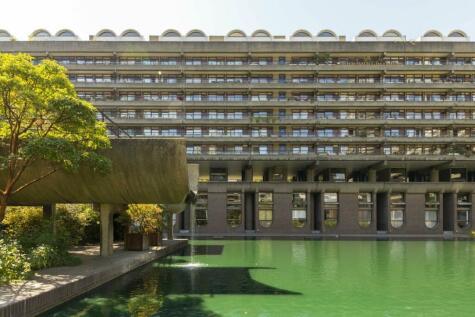2 bedroom flat for sale in Barbican, Andrewes House, EC2Y