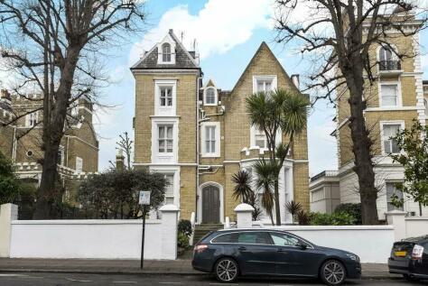 3 bedroom apartment for sale in Carlton Hill, St John's Wood, London, NW8