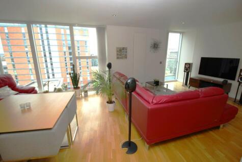 2 bedroom apartment for sale in N V Building, 96 The Quays, Salford, Lancashire, M50