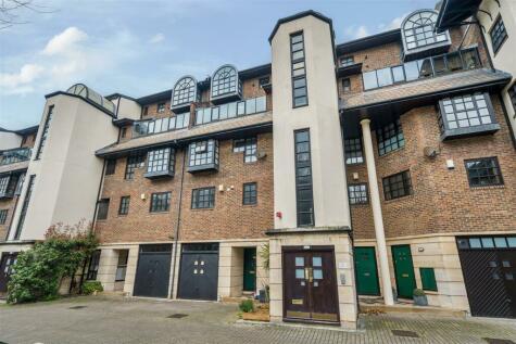 2 bedroom apartment for sale in Rope Street, Surrey Quays, SE16