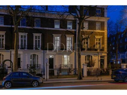 4 bedroom terraced house for sale in Thurloe Place, London, SW7