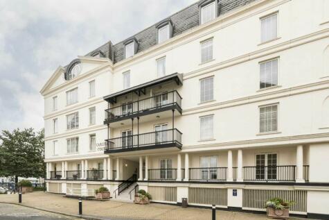 2 bedroom flat for sale in Carlyle Court, Chelsea Harbour, SW10