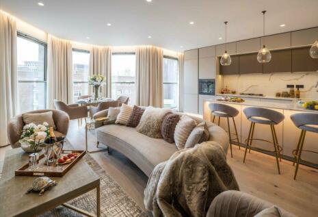 3 bedroom apartment for sale in St John's Wood Park, St John's Wood, London, NW8