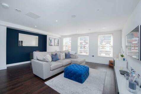 1 bedroom flat for sale in Lillie Road, Fulham, SW6