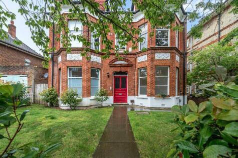 2 bedroom flat for sale in Victoria Crescent, Crystal Palace, SE19