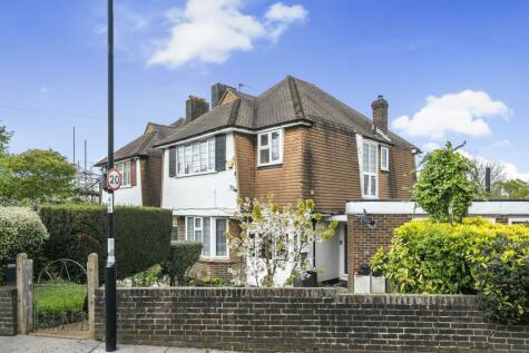 4 bedroom detached house for sale in Pytchley Crescent, Crystal Palace, SE19