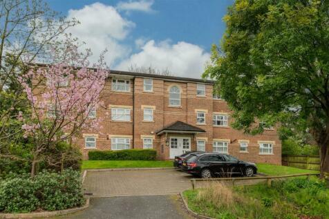 2 bedroom flat for sale in Lincoln Court, Rickard Close, Hendon, London, NW4