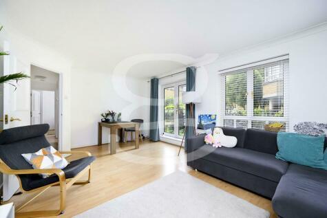 2 bedroom apartment for sale in Hunter Lodge, Maida Vale W9