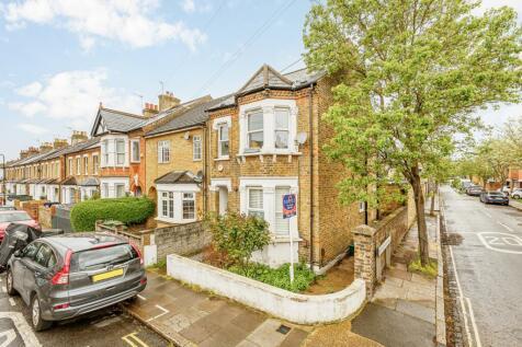 2 bedroom apartment for sale in Studley Grange Road, Hanwell, W7