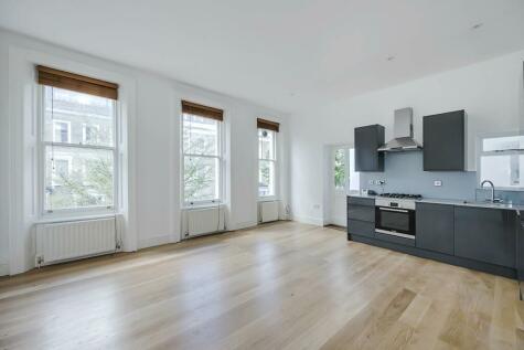 2 bedroom flat for sale in Eardley Crescent, London, SW5