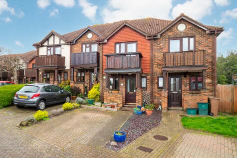 2 bedroom terraced house for sale in Alpine View, Carshalton, SM5