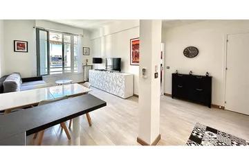 Appartement  3 Pièce(s) 48 m²  à vendre