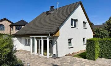 Ideal home for your family - ready-to-move-in single-family home in Berlin-Buch -
