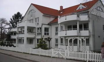Modern and cozy 1-room attic apartment, rented, 3rd floor/elevator, fitness/sauna