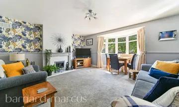 1 bedroom flat for sale in Sanderstead Road, South Croydon, CR2
