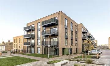 2 bedroom apartment for sale in Bowen Drive, Charlton, SE7