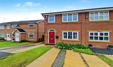 2 bedroom end of terrace house for sale in Linnets Wood Mews, Worsley, Manchester, Greater Manchester, M28