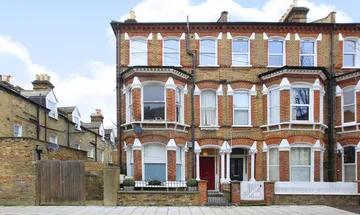 1 bedroom flat for sale in Hemberton Road, Clapham, London, SW9