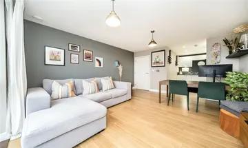 1 bedroom apartment for sale in Carney Place, London, SW9