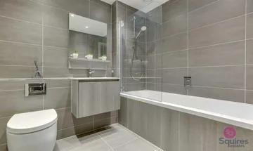 2 bedroom flat for sale in Hope Close, Hendon, NW4