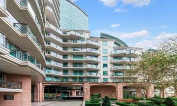2 bedroom apartment for sale in Flagstaff House, St. George Wharf, Vauxhall, SW8
