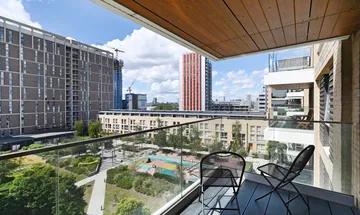 2 bedroom flat for sale in Sherrington Court, Canning Town, E16