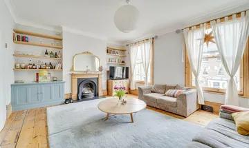 3 bedroom apartment for sale in Palace Road, Crouch End N8