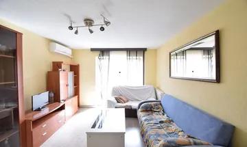 Venta de piso en Fontarrón de 3 habitaciones con terraza y aire acondicionado