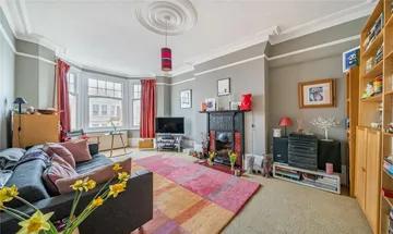 2 bedroom apartment for sale in Fortis Green Road, London, N10