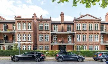 3 bedroom flat for sale in Bishops Mansions, 
Fulham, SW6