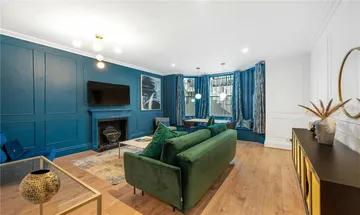 1 bedroom flat for sale in Courtfield Gardens, London, SW5