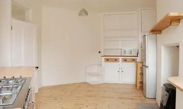 3 bedroom flat for sale in Lillie Road, Fulham, London, SW6