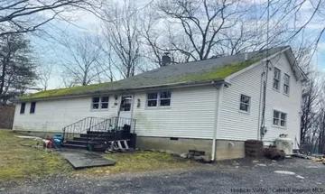 property for sale in 76 Sawyer Ln
