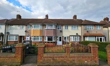 3 bedroom terraced house for sale in Whitefoot Lane, Bromley, BR1