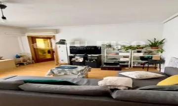 Piso en venta en Delicias de 2 habitaciones con balcón y aire acondicionado