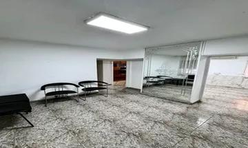 Venta de piso en Ambroz de 2 habitaciones con aire acondicionado y ascensor