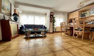 Venta de piso en Pinar del Rey de 2 habitaciones con balcón y aire acondicionado