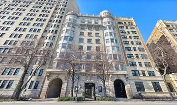 property for sale in 3314 N Lake Shore Dr Apt 6D