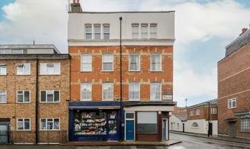 1 bedroom flat for sale in Bell Street, London, NW1