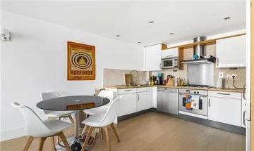 2 bedroom apartment for sale in Britton Street, London, EC1M
