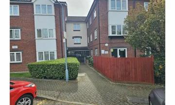 1 bedroom flat for sale in Cunningham Close, Romford, RM6