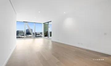 Spacious, Stylish and Sunlit with Sky - High Harbour and Bay Views