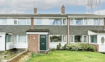 3 bedroom terraced house for sale in The Birches, Charlton, SE7