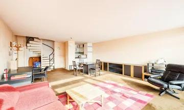 1 bedroom penthouse for sale in Barbican, London, EC2Y