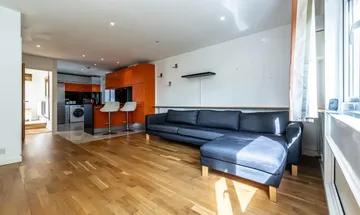 2 bedroom apartment for sale in Cedars Road, London SW4