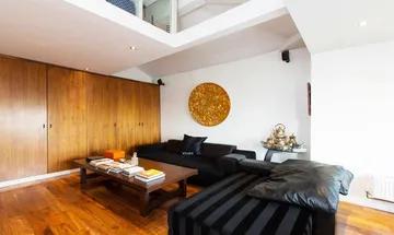 3 bedroom apartment for sale in Marlborough Hill, NW8