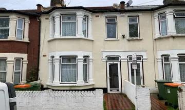 4 bedroom terraced house for sale in Northfield Road, London, E6
