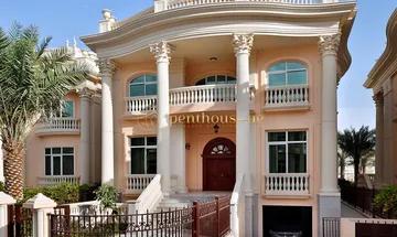 Luxurious Villa | Ready to Move in | Massive Plot