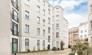 Bezugsfreie 1,5-Zimmer-Wohnung nahe Savignyplatz