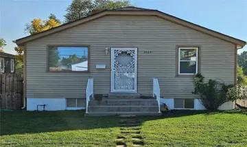 property for sale in 3164 W Iowa Ave